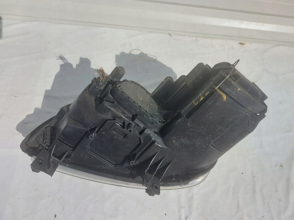 фото №9, Лампа правий перед vw touran i 1t0 eu ładna cała