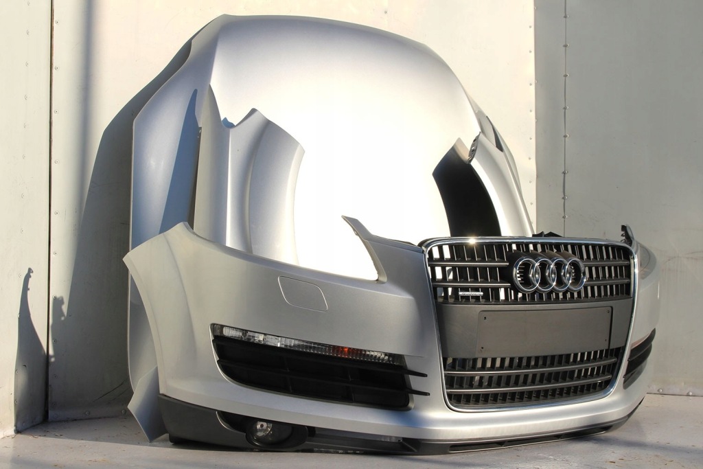 Audi q7 перед капот крылья бампер ремень передний фары усилитель крыло Киев