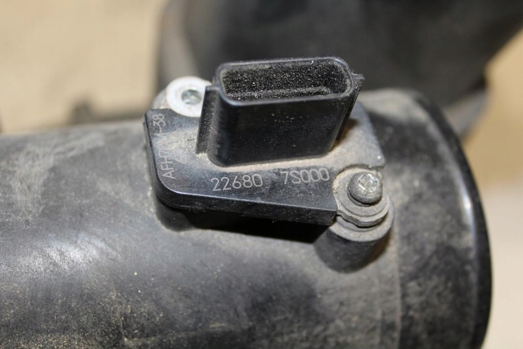 фото №9, Фільтр повітря витратомір nissan cabstar 2.5dci 22680 7s000