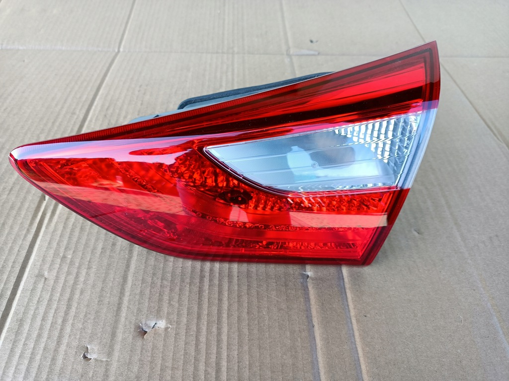фото №1, Лампа задняя задняя правая hyundai i30 ii hb 11- оригинал
