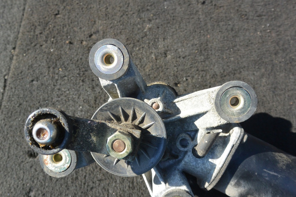 фото №7, Моторчик дворник nissan maxima a33 qx eu