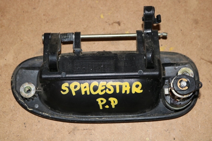 фото №2, Mitsubishi space star i ручка наружная правый перед