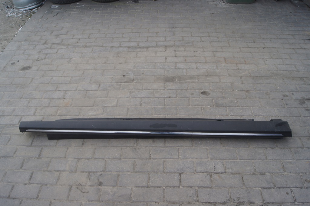 Купить Молдинг накладка порог правая ml w166 a1666900440