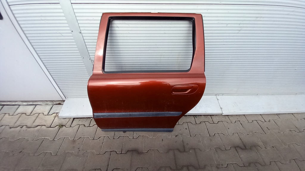 фото №1, Двері лівий задня volvo v70 01r 2.4d