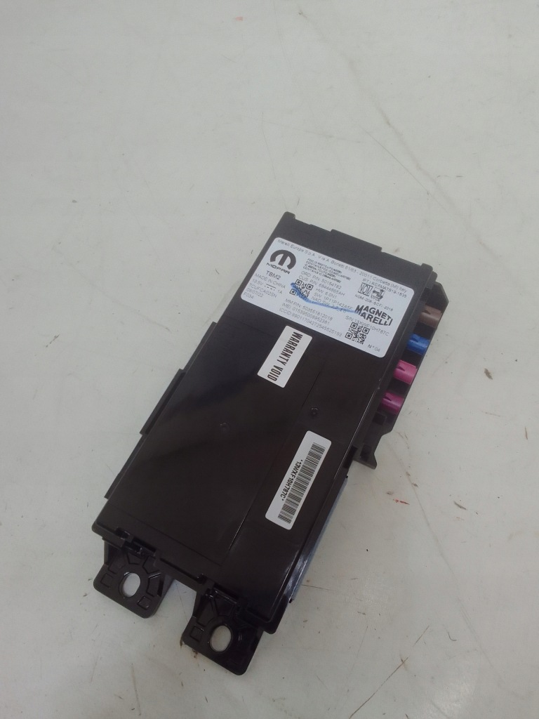 Купить Chrysler pacifica 17- модуль блок управления telematics 68444865ah америка