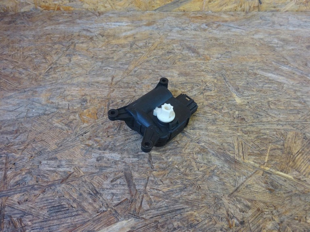 фото №10, Audi a3 s3 rs3 8p tt 8j sharan 7n моторчик крышка отопителя 1k0907511