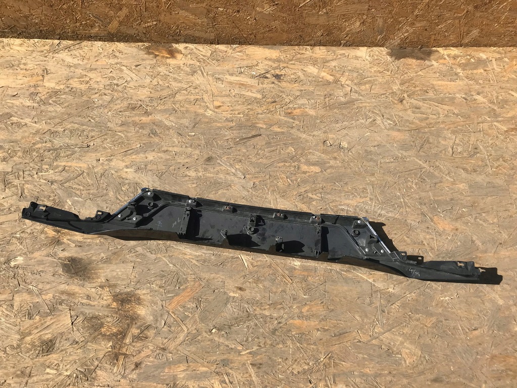 фото №6, Накладка кришки mitsubishi outlander iii lift