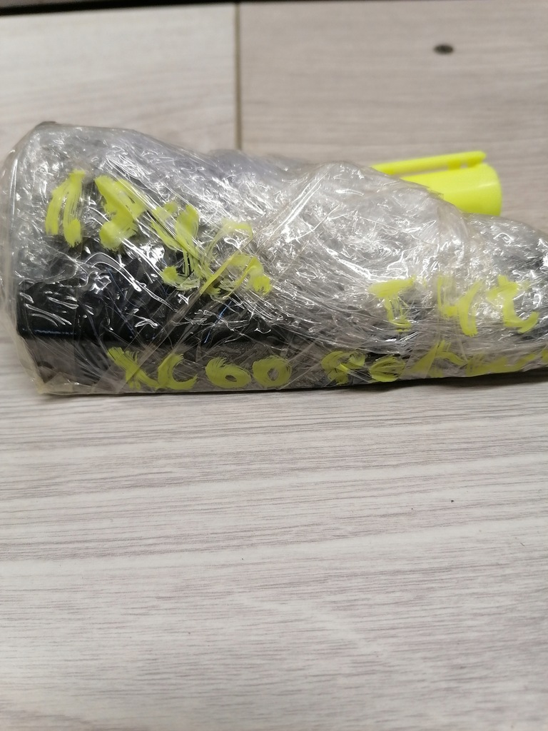 фото №6, Volvo xc60 треугольник дверь правый задняя 8635397