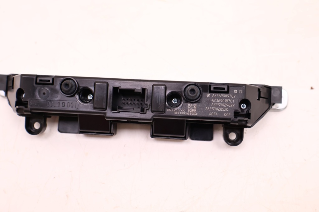 Mercedes-benz cle a236 багатофункціональний панель керування a2369009702 Зі Шроту