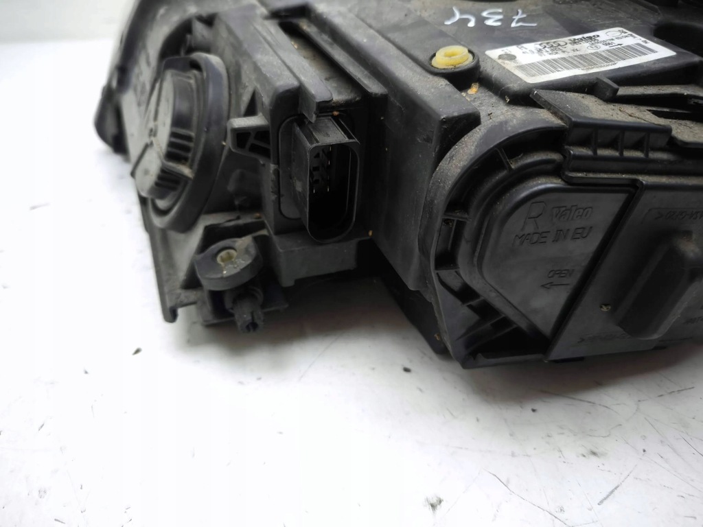 фото №6, Audi q7 4l 2006 правая сторона лампа передняя