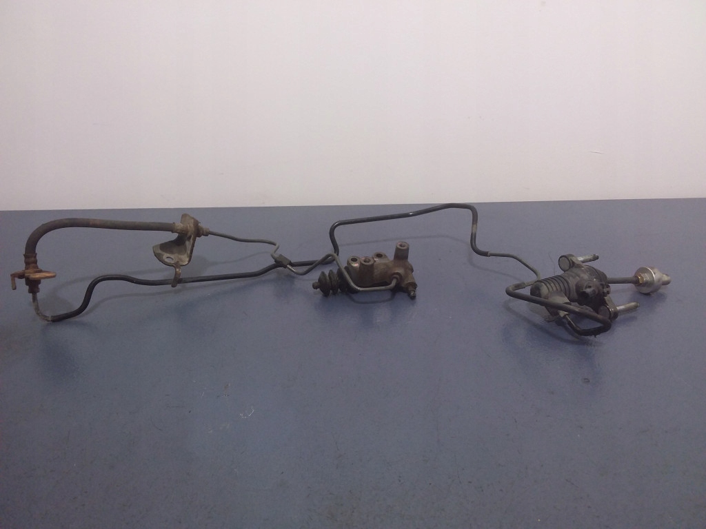 фото №1, Toyota yaris ii 1.0b шланг сцепления помпа цилиндр сцепления