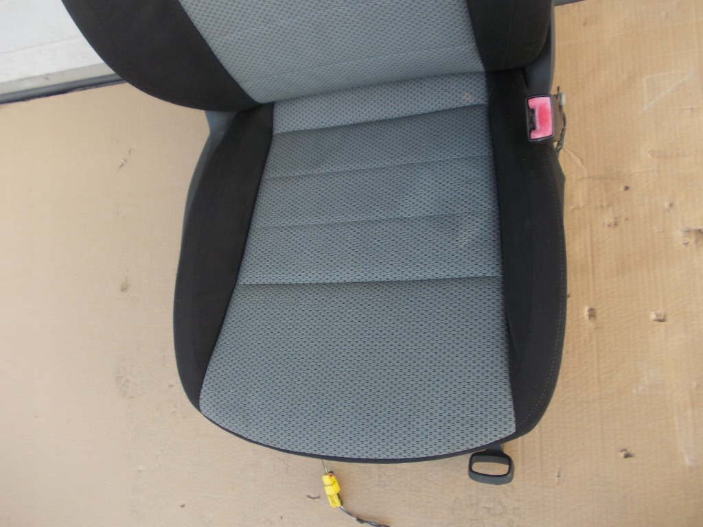 фото №10, Сиденье сиденье правый перед пассажира skoda octavia iii europa