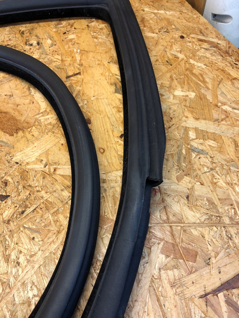 фото №8, Bmw e92 coupe прокладка двері ліва