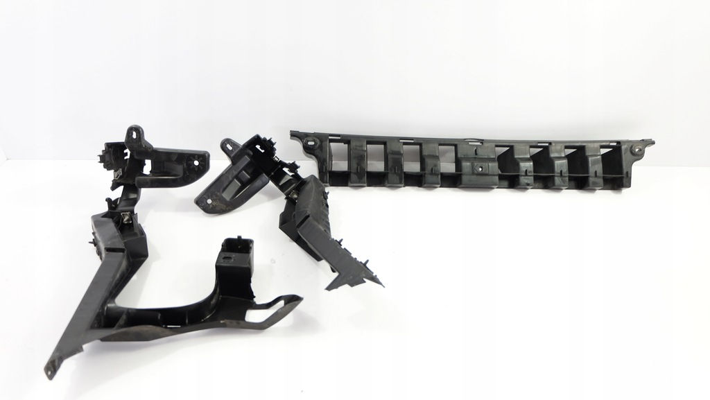 фото №1, Peugeot 308 t7 sw напрямна бампера задня