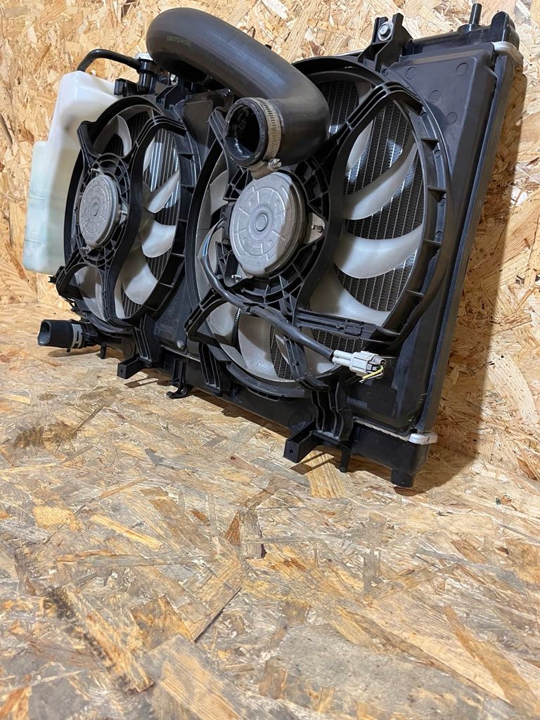 фото №6, Радиатор + вентиляторы subaru xv crosstrek 2022 rok 1.6 бензин оригинал