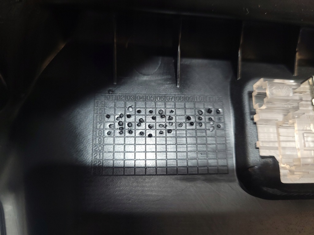 фото №11, Renault megane iv обшивка багажника левый 799125069r