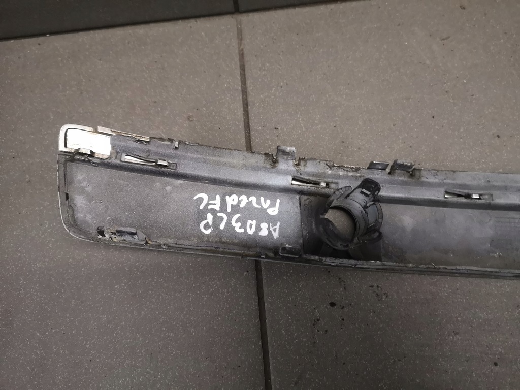 фото №14, Молдинг бампера ліва audi a8 d3 білий 4e0807223a