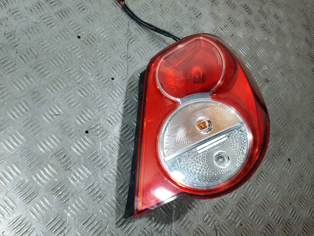 фото №1, Лампа задня права chevrolet aveo sedan