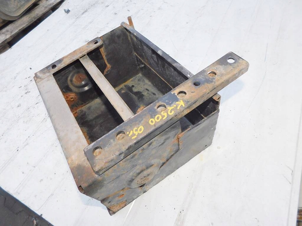 фото №7, Kia ii k2500 2700 основание коробка na аккумулятор