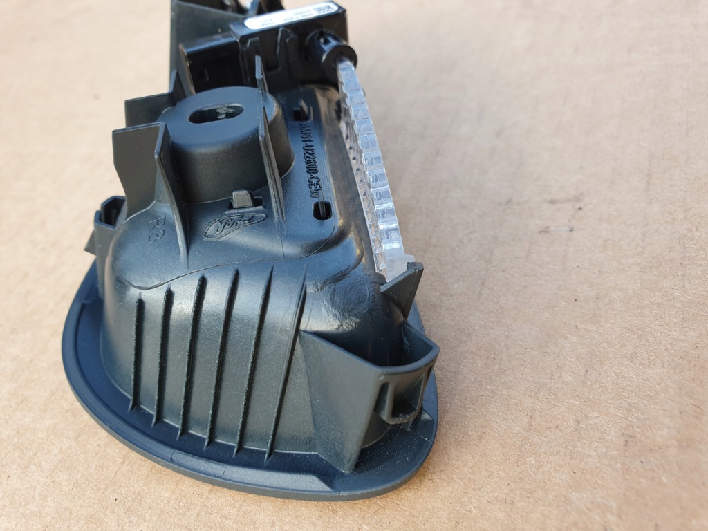 фото №11, Ручка внутренняя дверь правая перед подсвеченная ford grand cmax 14r. оригинальный номер eu