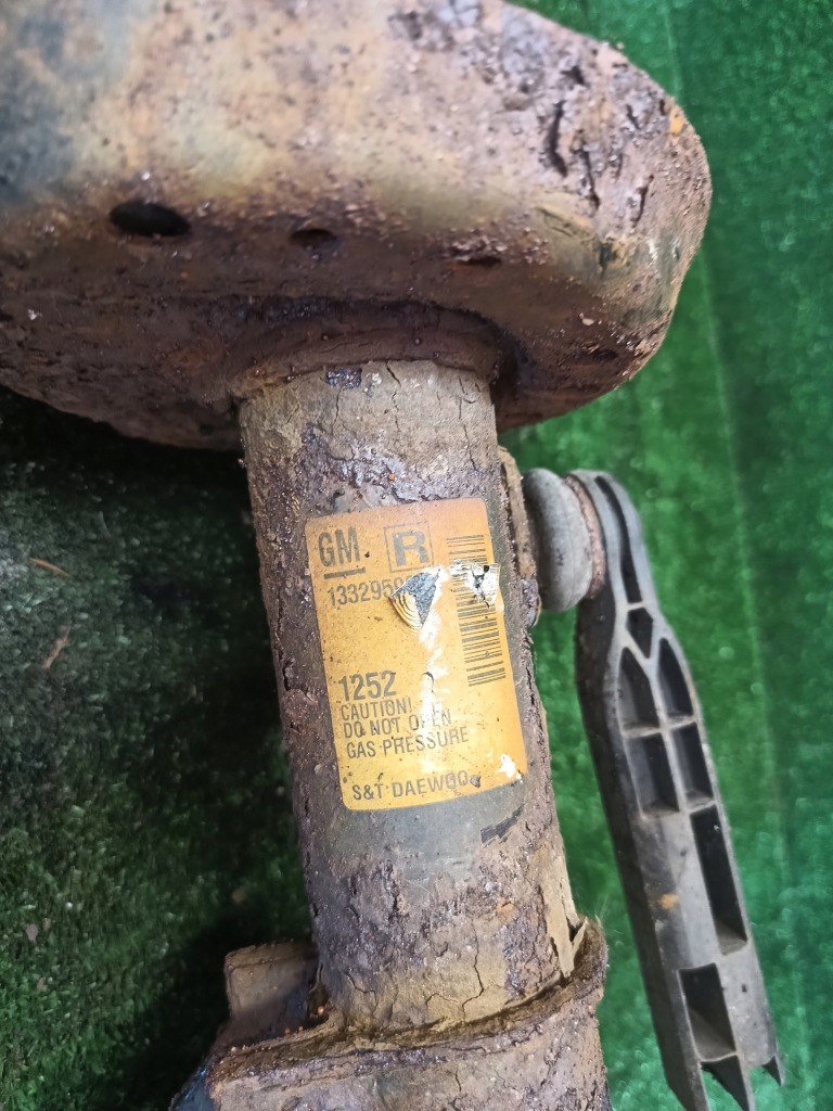 фото №2, Opel ampera volt амортизатор правый передний