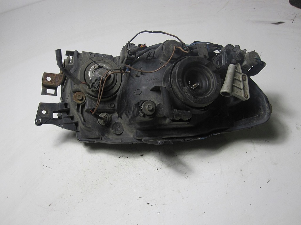 фото №5, Лампа передняя левая mitsubishi space runner 99r