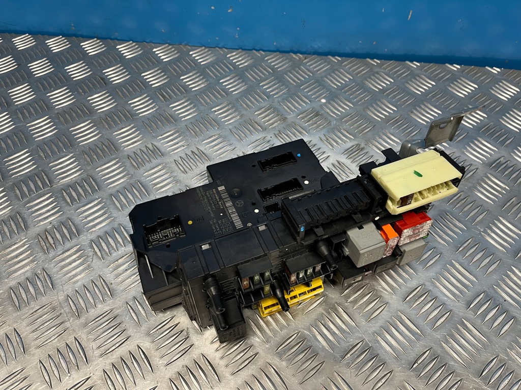 фото №1, Mercedes w212 модуль sam комфорта 2129000004