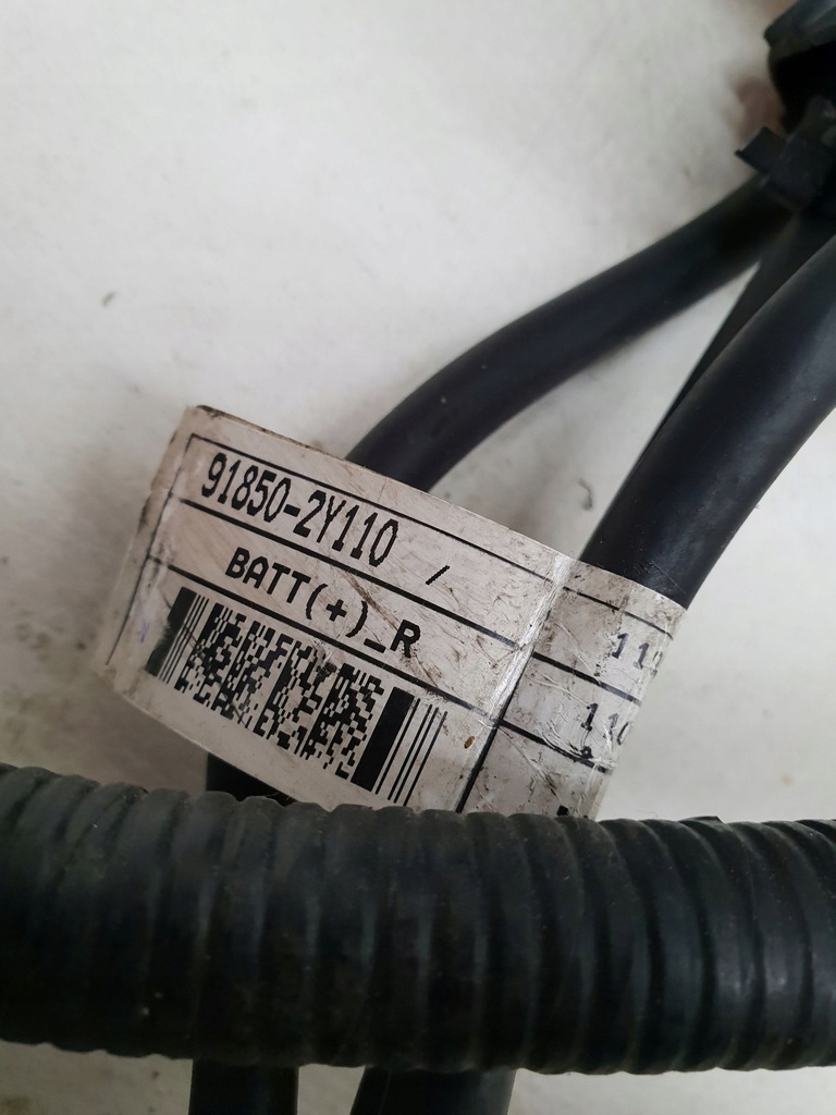 фото №8, Hyundai ix35 09-15 электропроводка клемма плюсовая аккумулятор 91850-2y110