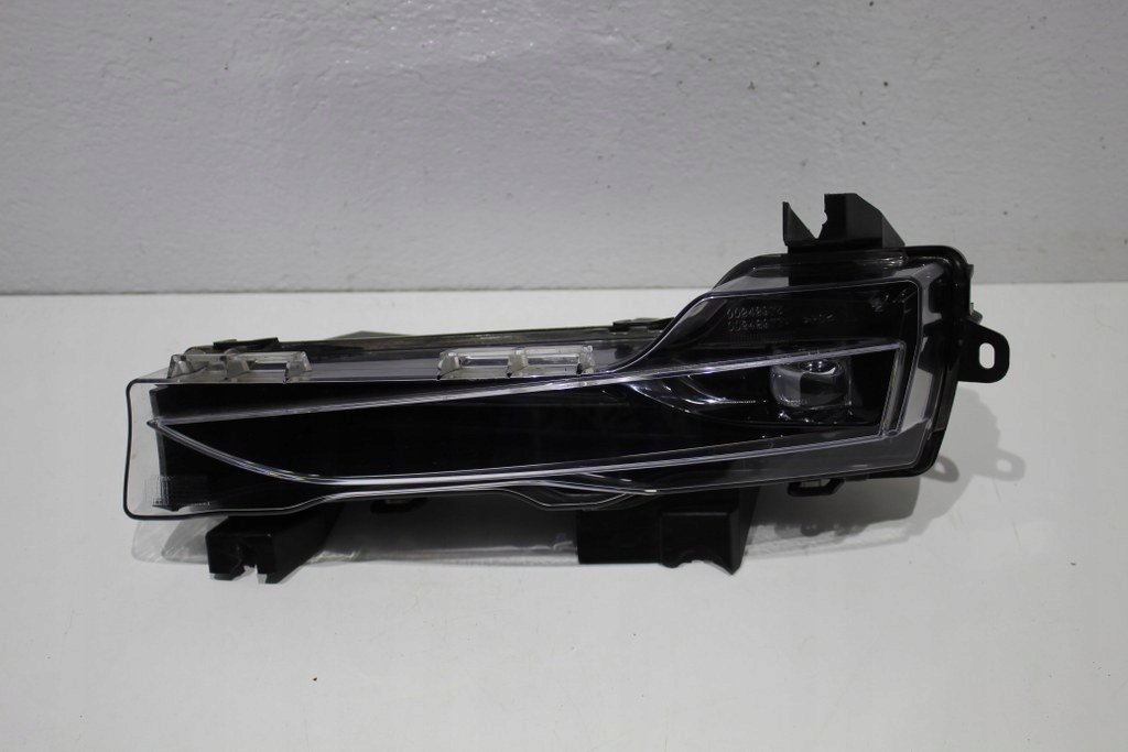 фото №1, Tesla y противотуманная фара led drl лампа левая