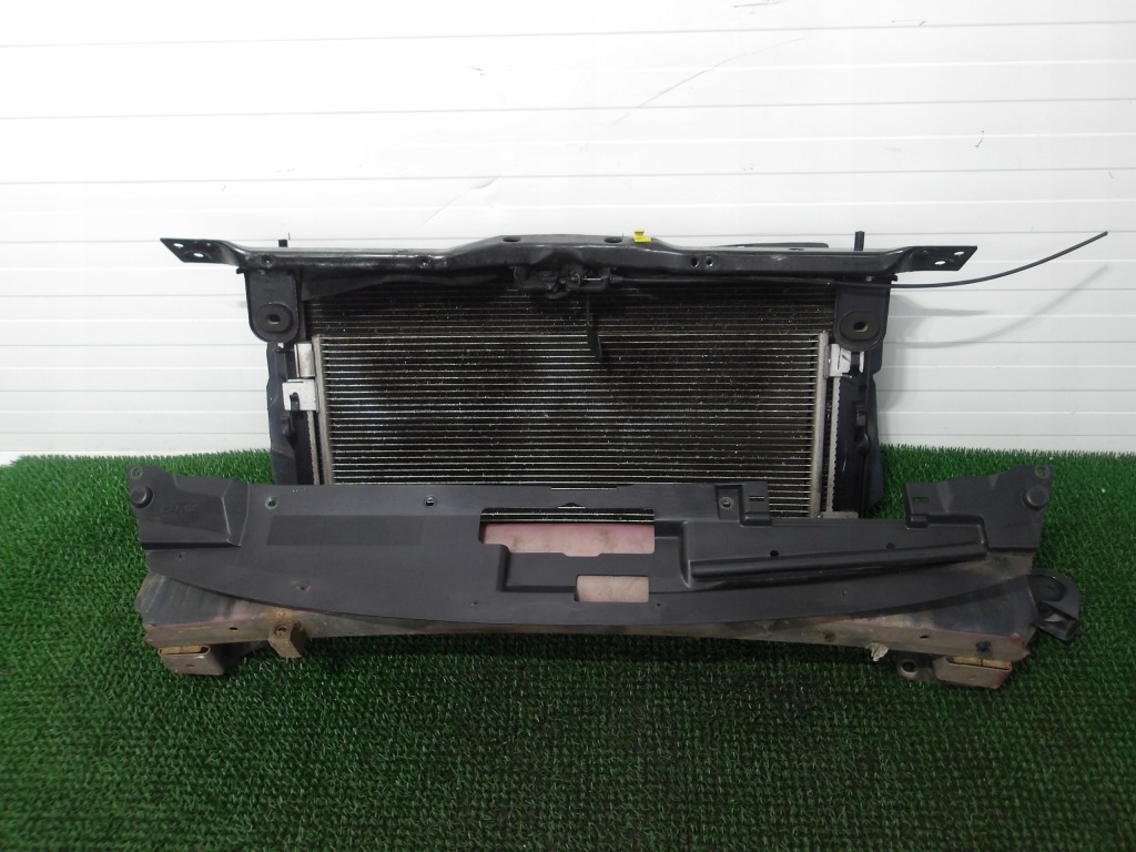 фото №10, Dodge caliber 06- перед kpl капот бампер лампы крылья цвет prh europa