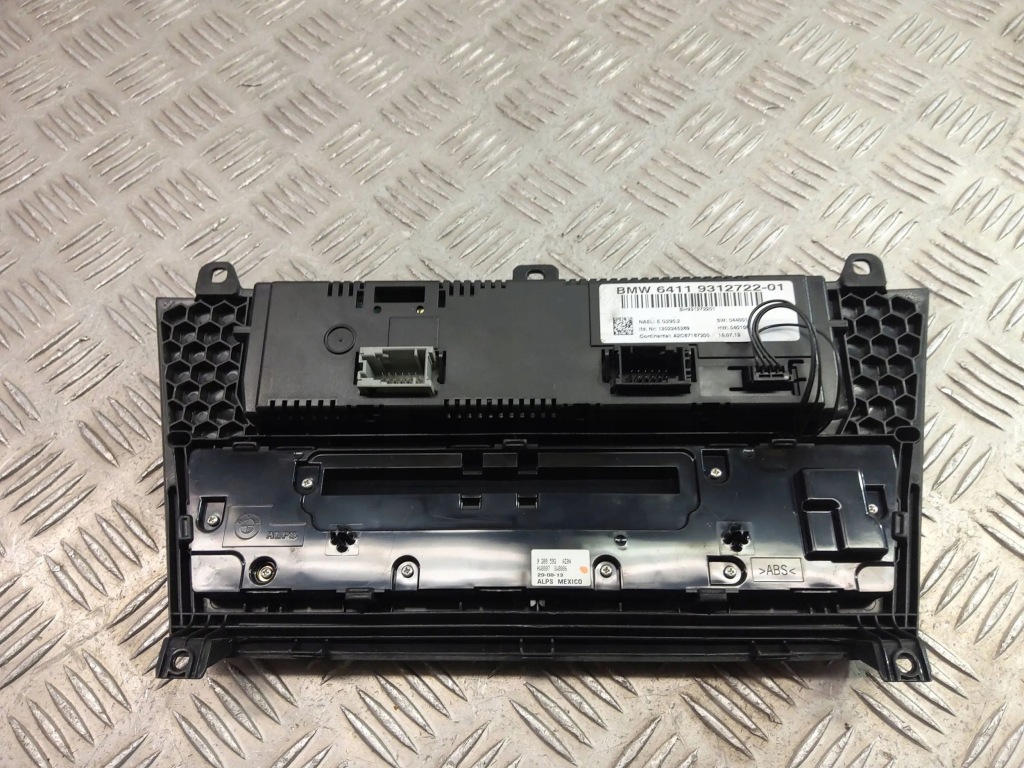 фото №10, Bmw x3 f25 2013 панель кондиціонера