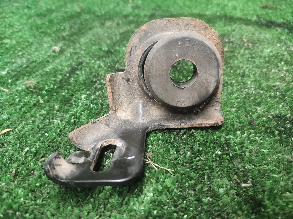 фото №1, Chevrolet volt кронштейн радіатора