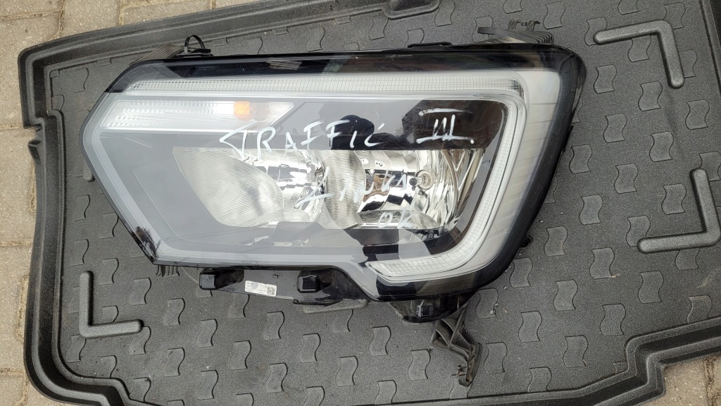 фото №1, Renault master iv 260607867r лампа фара ліва 2019- оригінальна