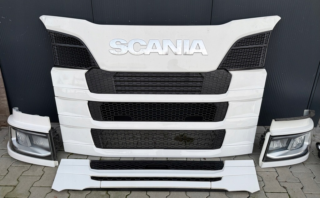 фото №1, Решётка радиатора капот scania r s model