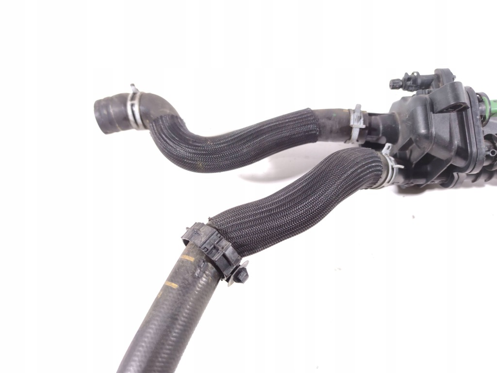 Корпус термостата 1.6 e-hdi citroen c4 ii 9684588980 в Україні