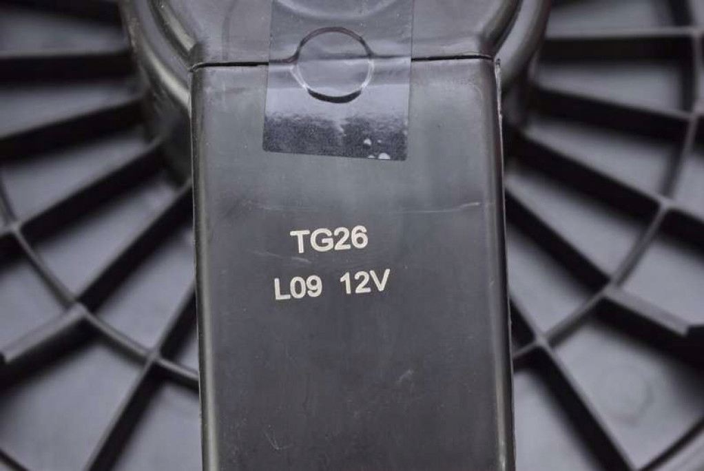 фото №6, Воздуходувка вентилятор обдув eu tg26 honda civic 8 viii 07-12