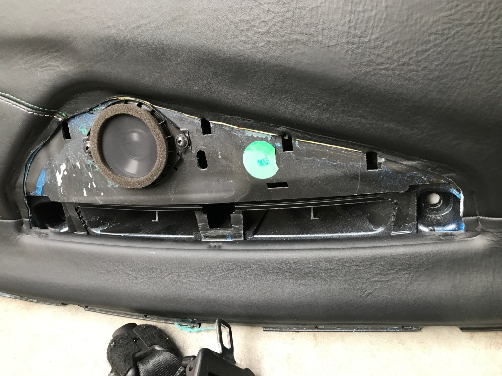 фото №15, Alfa romeo stelvio quadrifoglio консоль панель приладів ремені шкіра відновлена usa