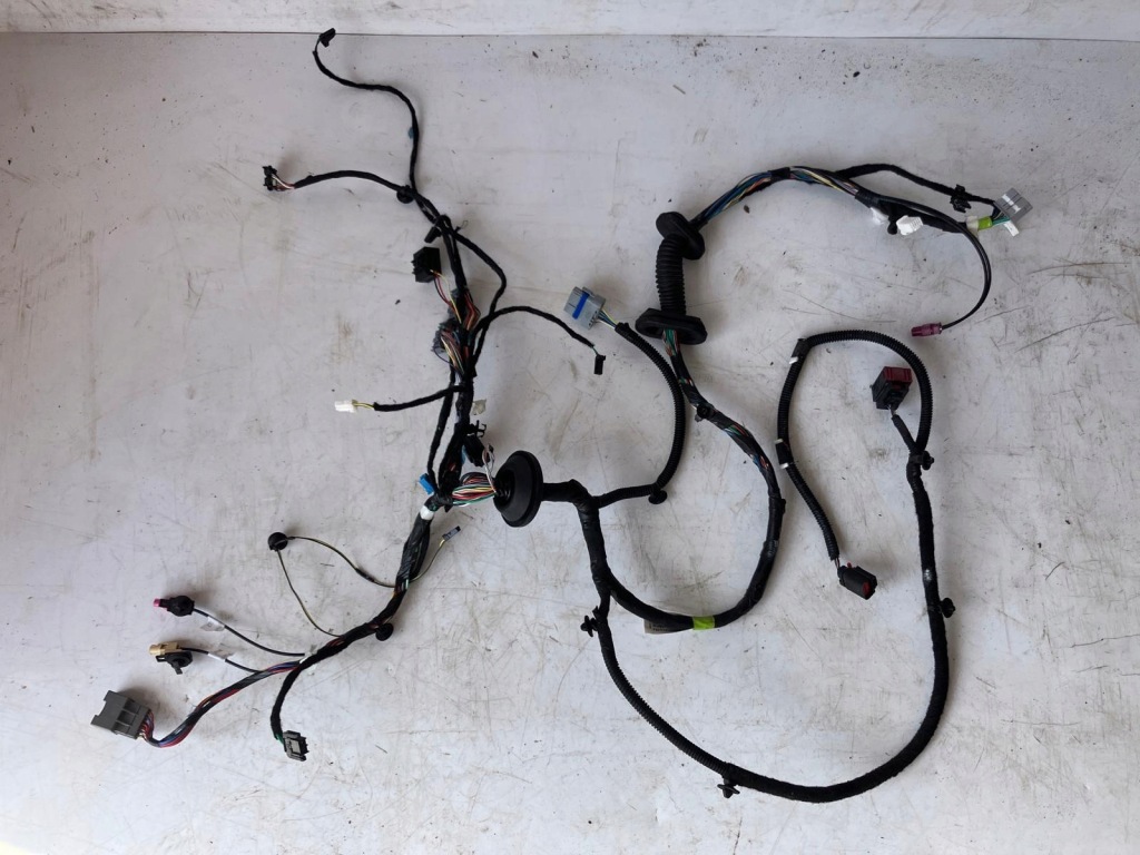 фото №1, Жгут электропроводка дверь правый перед tesla model s 1004424-01