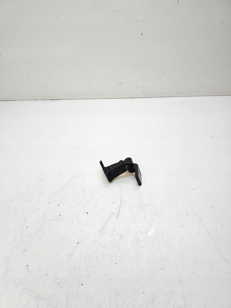 фото №1, Петля двері лівий audi a3 8v sedan 8v5833403b