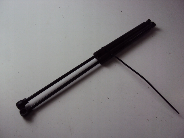 фото №1, Амортизаторы крышки задняя renault twingo iii 16 r