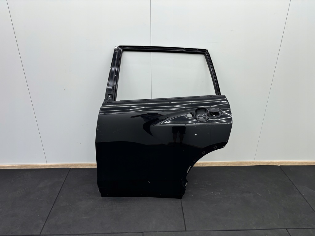 фото №1, Toyota corolla cross дверь левая задние