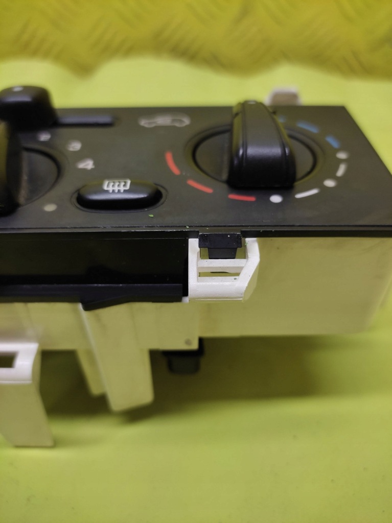 фото №6, Citroen c3 панель обдув кондиціонера f664477s