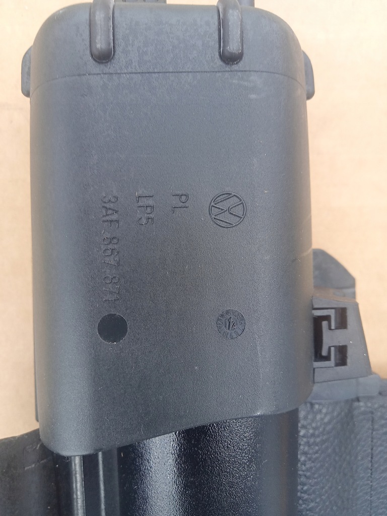 фото №8, Шторка багажника vw passat b7 kombi 3af867871 czarna