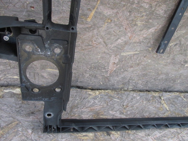 Audi a8 d3 3.0 tdi ремень перед передний усилитель передний 4e0805594c Киев