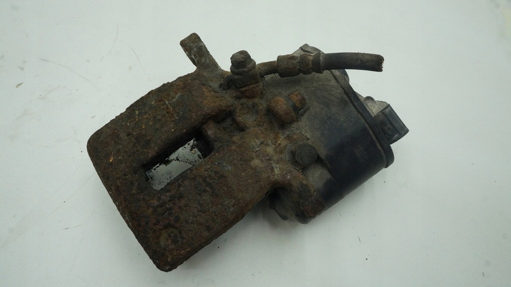 фото №1, Volvo v70 iii s80 ii суппорт тормозной правый задняя el