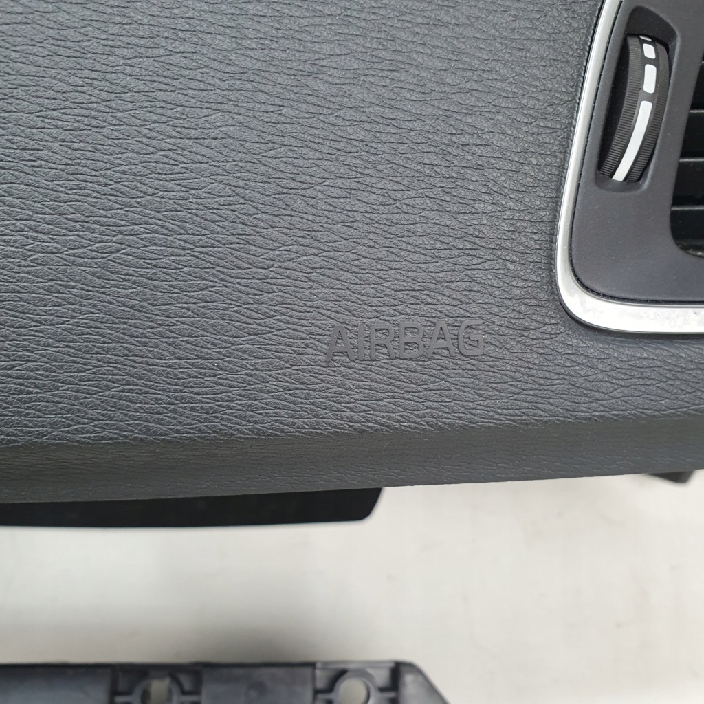 фото №7, Volvo s60 v60 ii приборная панель панель  подушки безопасности ремни подушка безопасности 2010 - 2018