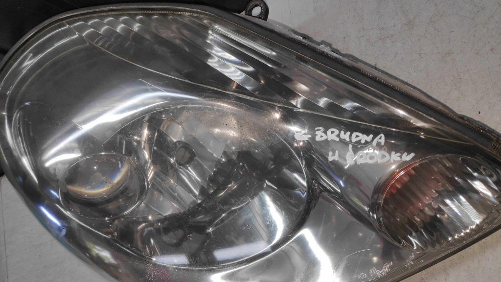 Лампа перед ліва + права toyota mr2 lift 03-07 uk в Україні