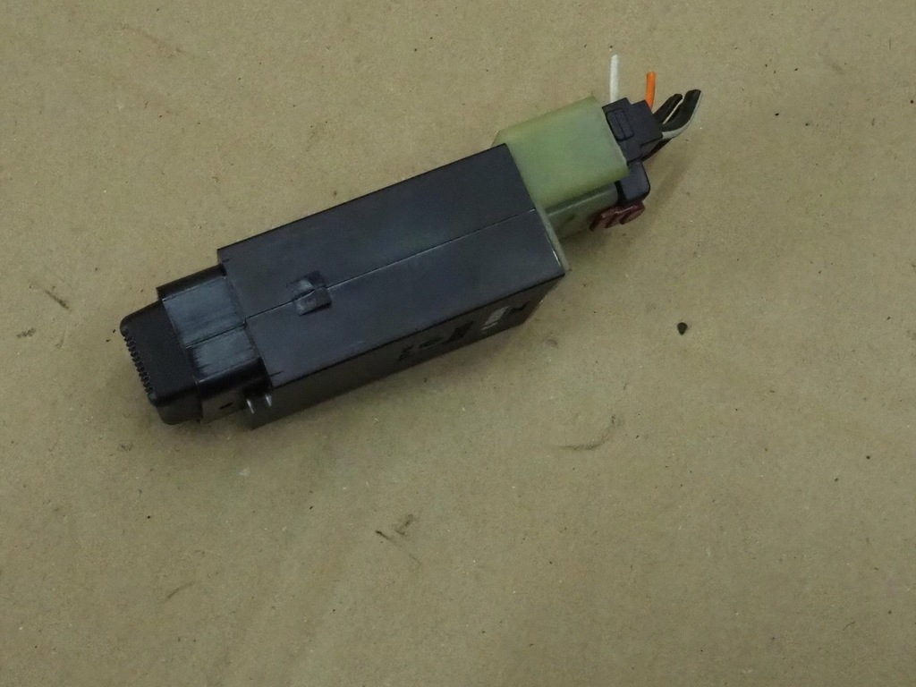 фото №14, Переключатель подогрев стекло chrysler pt cruiser 04671670ab