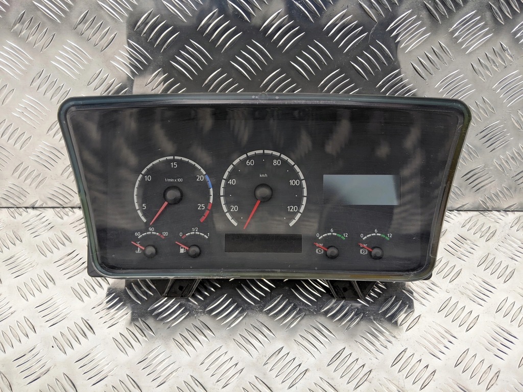 фото №1, Приборы счетчик приборная панель scania r