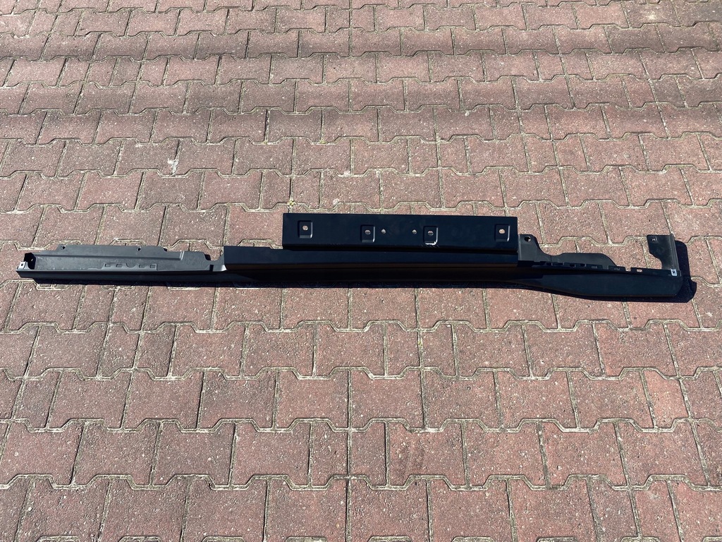 фото №1, Ferrari 812 superfast молдинг порог порог левая